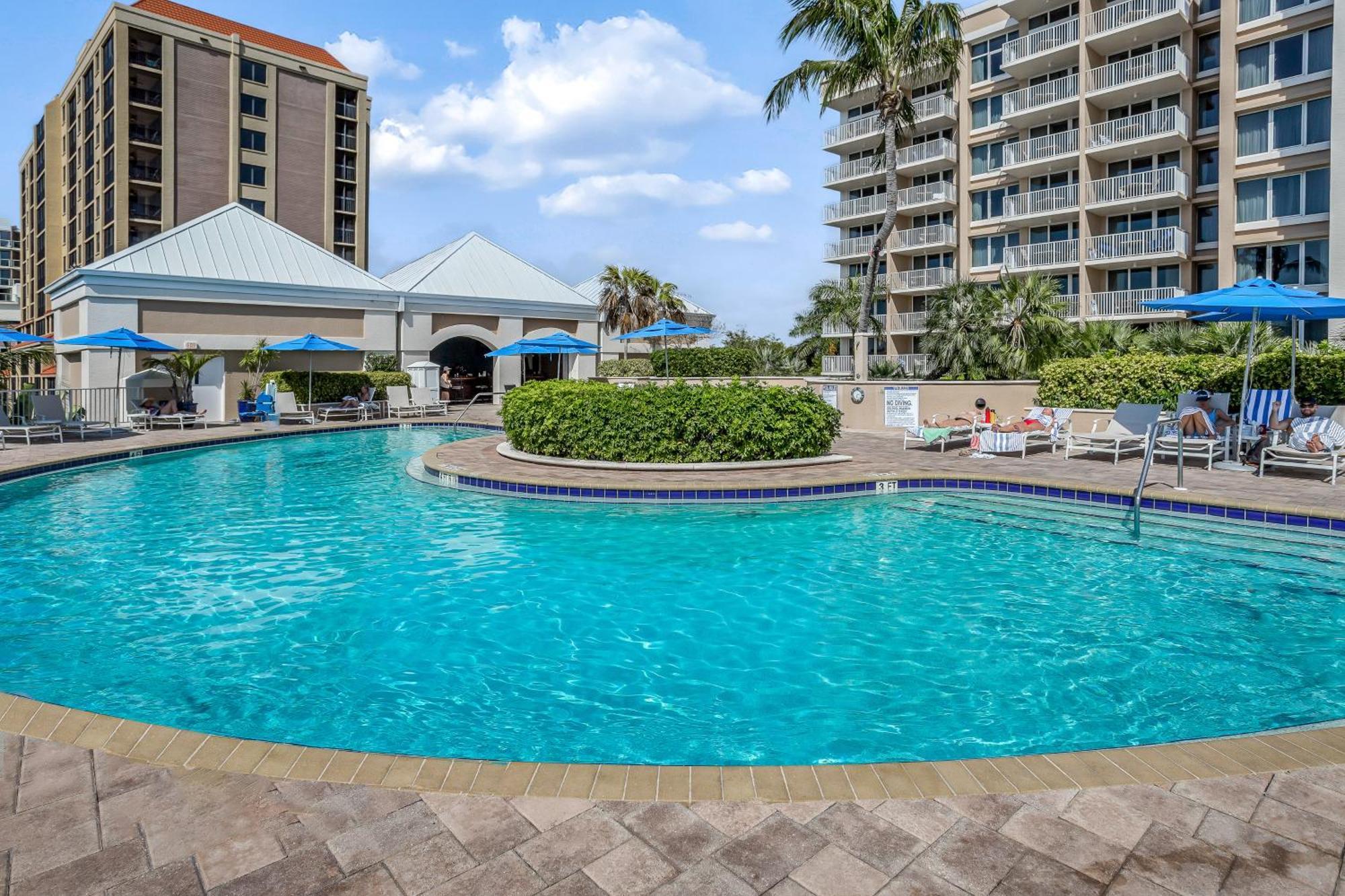 Marco Beach Ocean Resort IV Marco Island Room photo